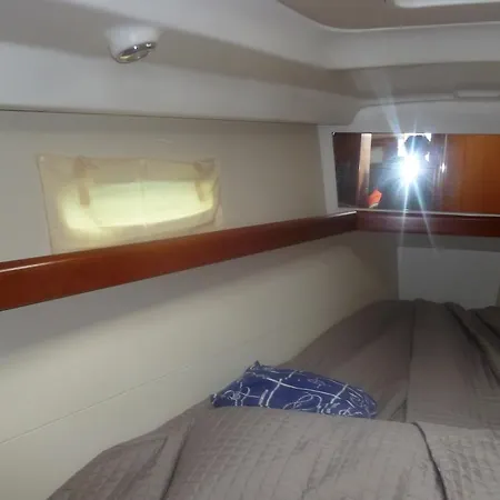 Le Vele Sailing Boat Hotel en barco Loano
